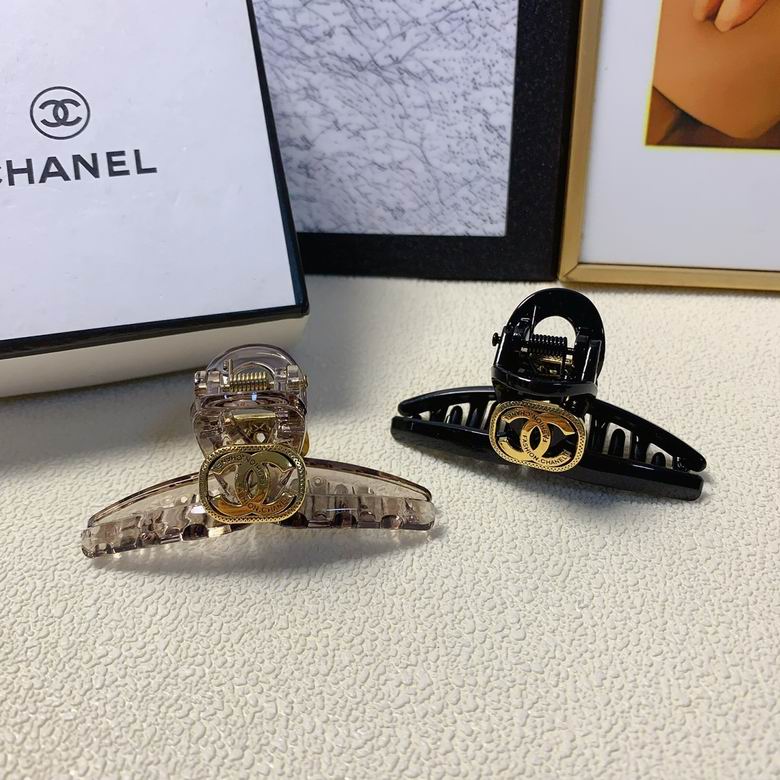 Chanel Hair Grab Clip  (1)